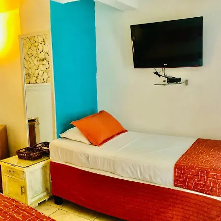 Antigua Calle Almudena Hotel Hotel