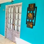 Antigua Calle Almudena Hotel