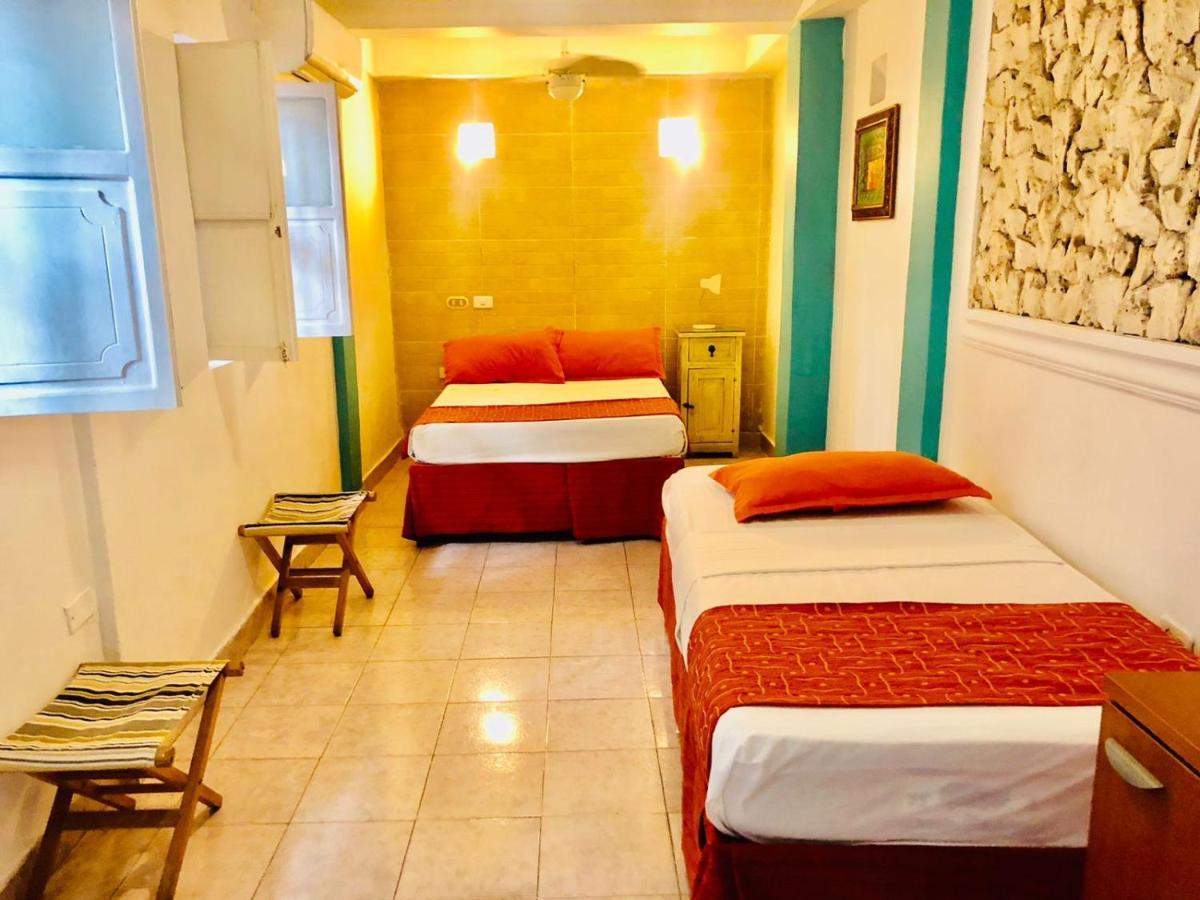 Hotel Antigua Calle Almudena Hotel 3*
